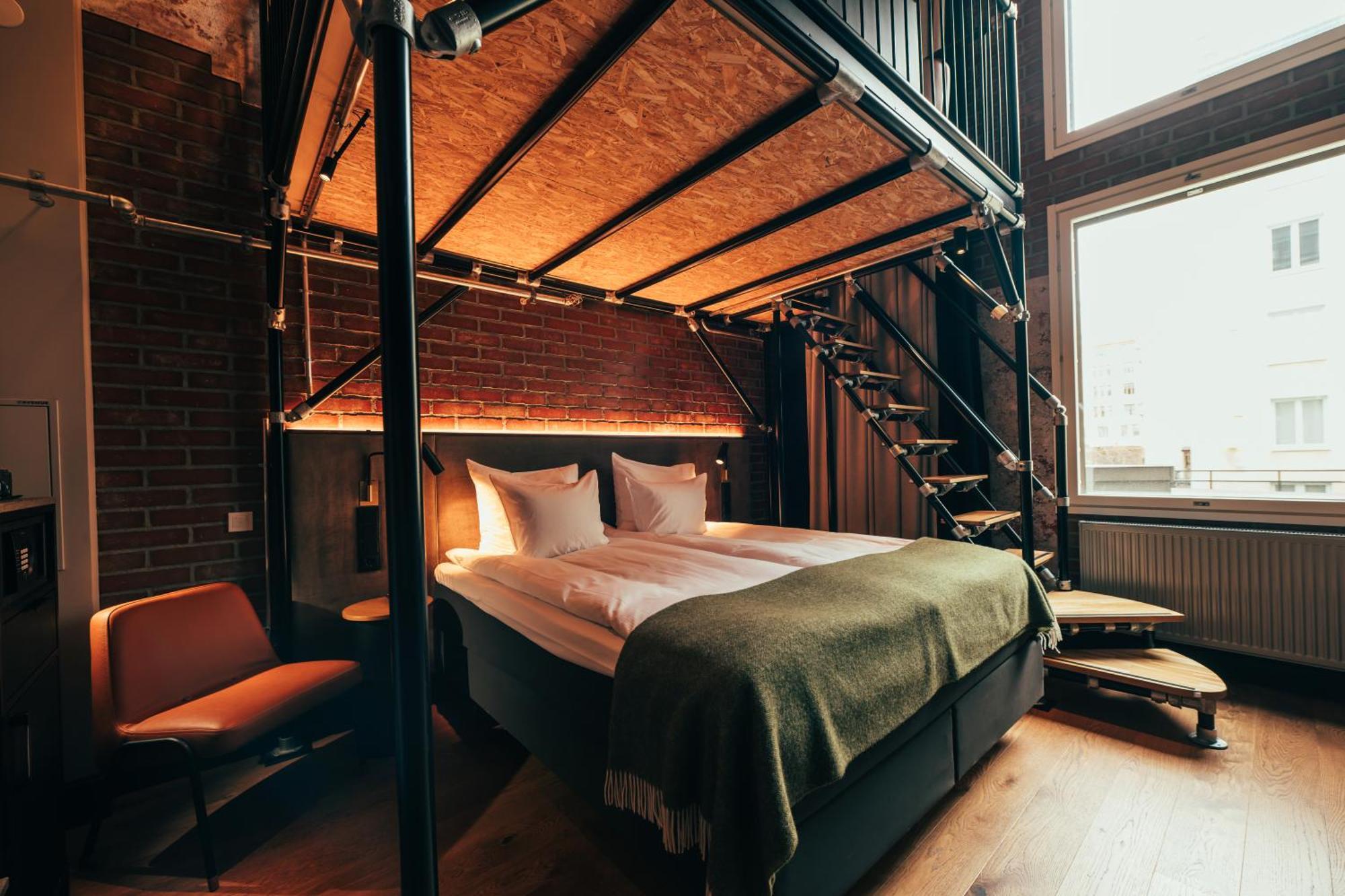 Loft 1 King bed